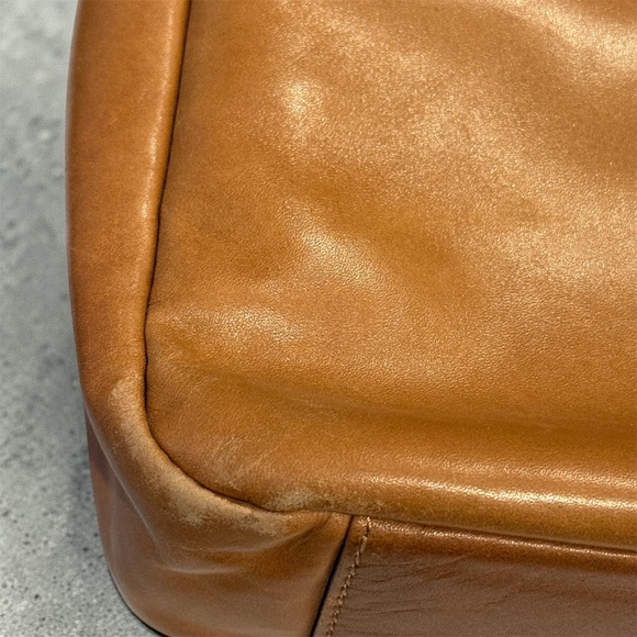 RUDSAK Tan Leather Laptop Bag - Structured & Professional - Picture 8 of 9